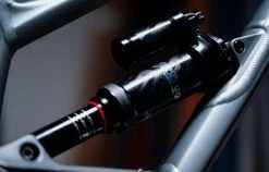 COMMENCAL FURIOUS ALC 13 COMMENCAL FURIOUS ALC -Sacoche vélo Magasin de vente 21FURALC 04 2000