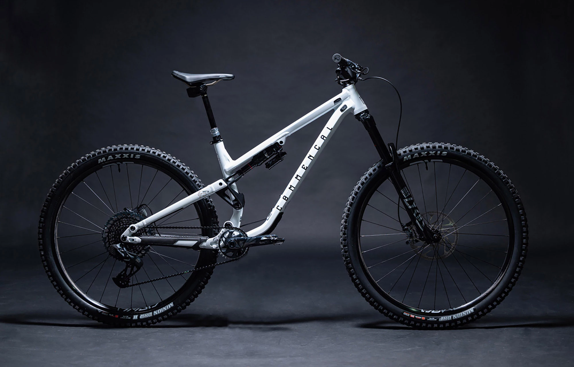 COMMENCAL META TR PURE WHITE 3 COMMENCAL META TR PURE WHITE
