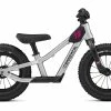 COMMENCAL RMNS 12 SILVER 2 COMMENCAL RMNS 12 SILVER -Sacoche vélo Magasin de vente 22RAMONES12SI 2000