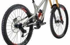 COMMENCAL SUPREME DH SIGNATURE SILVER -Sacoche vélo Magasin de vente 22SUPTM 02 2000