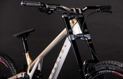 COMMENCAL SUPREME DH V5 GRADIENT GOLD -Sacoche vélo Magasin de vente 22SUPV5ALC4 02 2000
