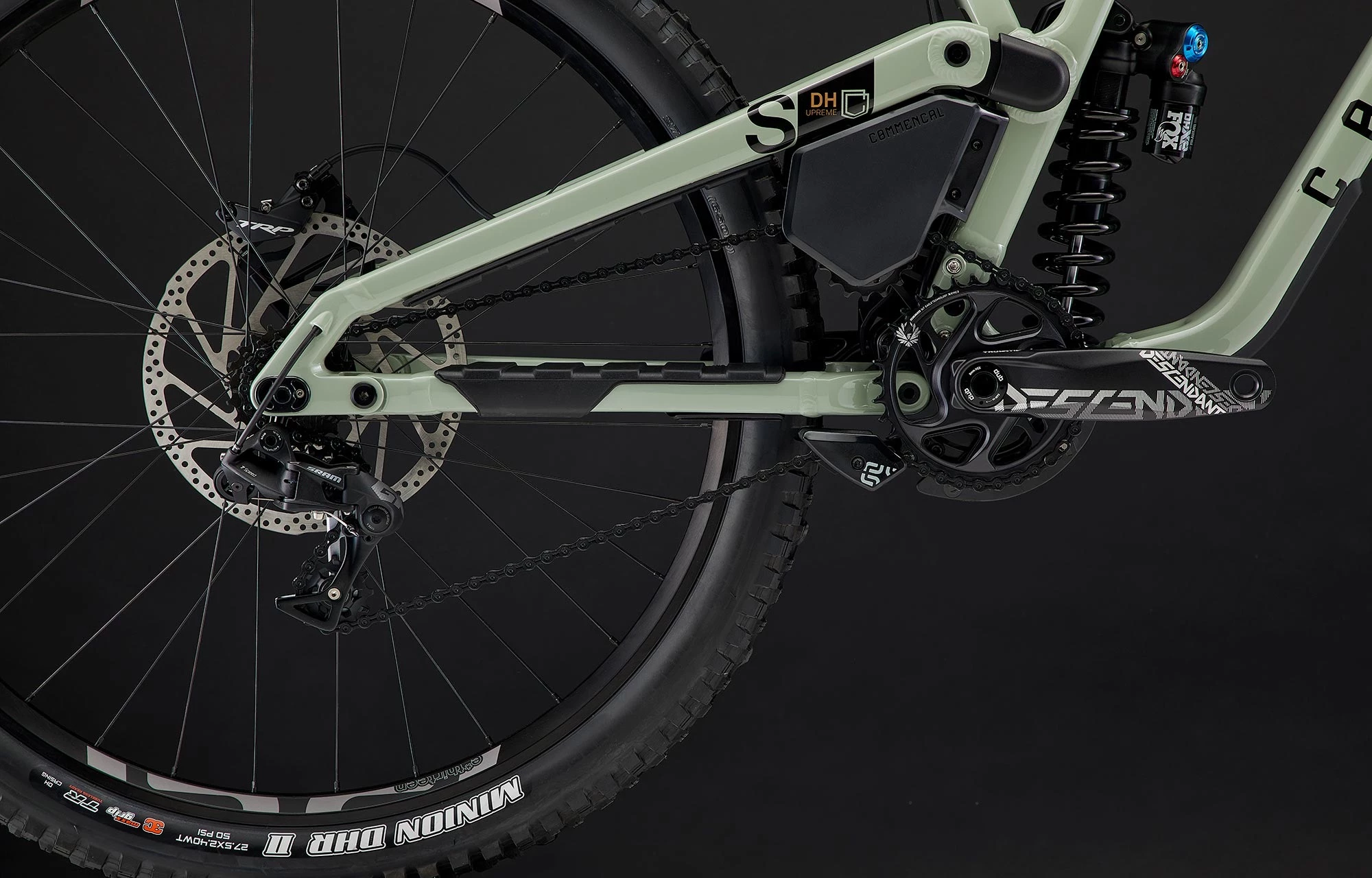 COMMENCAL SUPREME DH V5 ESSENTIAL HERITAGE GREEN 8 COMMENCAL SUPREME DH V5 ESSENTIAL HERITAGE GREEN – Image 6