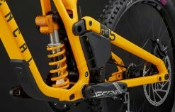 COMMENCAL SUPREME DH V5 OHLINS EDITION YELLOW -Sacoche vélo Magasin de vente 23SUPOH 06 2000