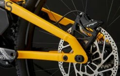 COMMENCAL SUPREME DH V5 OHLINS EDITION YELLOW -Sacoche vélo Magasin de vente 23SUPOH 08 2000