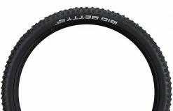 SCHWALBE BIG BETTY 29 X 2.4 SUPER GRAVITY ADDIX SOFT 7 SCHWALBE BIG BETTY 29 X 2.4 SUPER GRAVITY ADDIX SOFT -Sacoche vélo Magasin de vente A21TISCHBETTYSG29 01 1200
