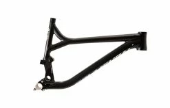 TRIANGLE AVANT META TR V3 650B BLACK